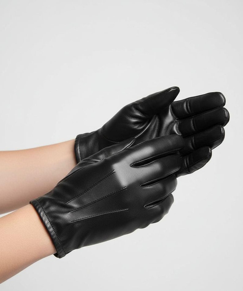 Handmade Black Sheep Leather Gloves | Women's Winter Driving Gloves
