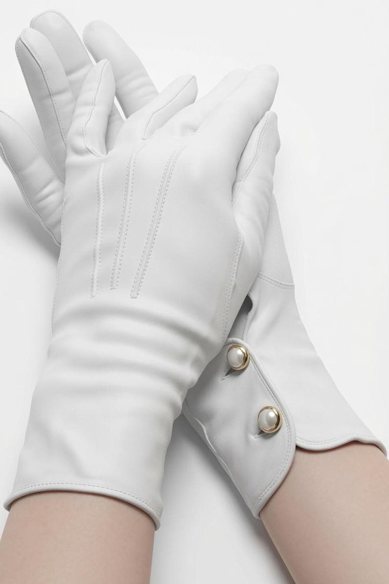 Women's Sheep Leather Gloves, Genuine Sheepskin with Button Cuff