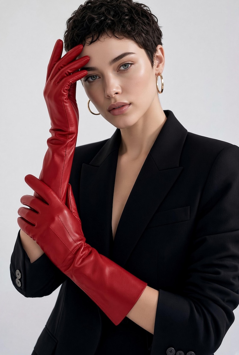 Leather Gloves, Red Classic Ladies Pair | Made To Order